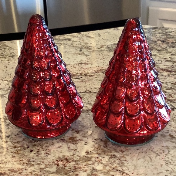 Holiday Nwot Set Of 2 Red Decorative Glass Trees Poshmark
